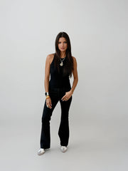 Mia-The Ultimate Black Tank – Soft, Chic & Versatile