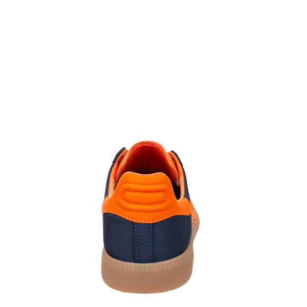 BACK 70 - GHOST in NAVY ORANGE Sneakers